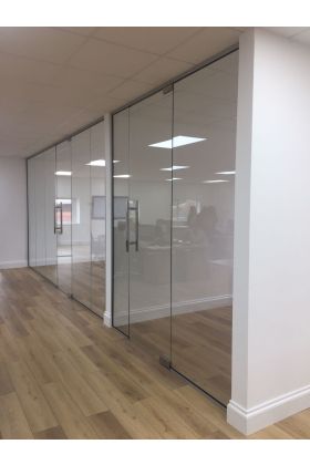 10mm USED GLASS PARTITION -2320mmx2070mm 2 Panels & 1 Door-Nationwide delivery